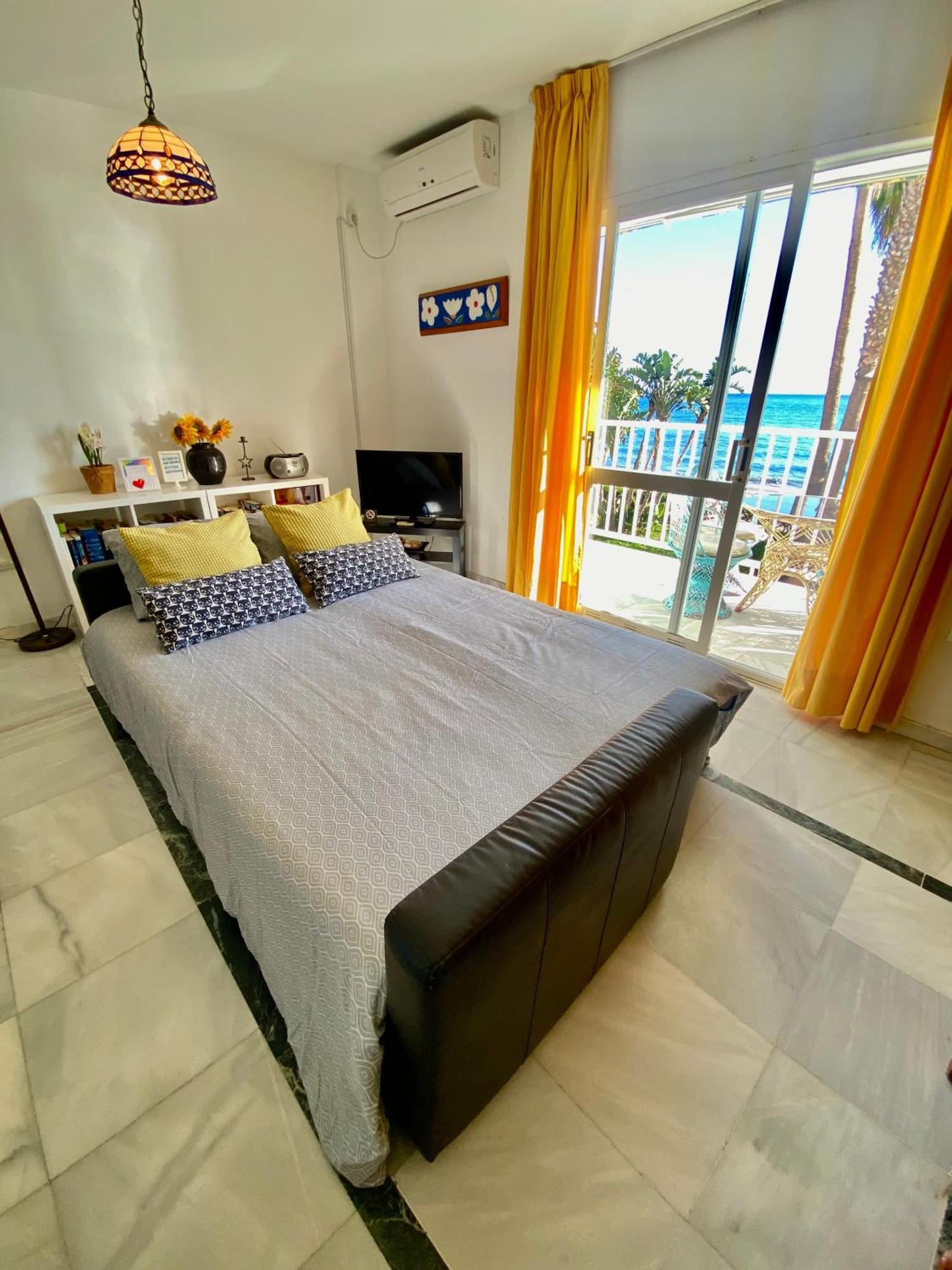 First Line Costa Apartment Torrox